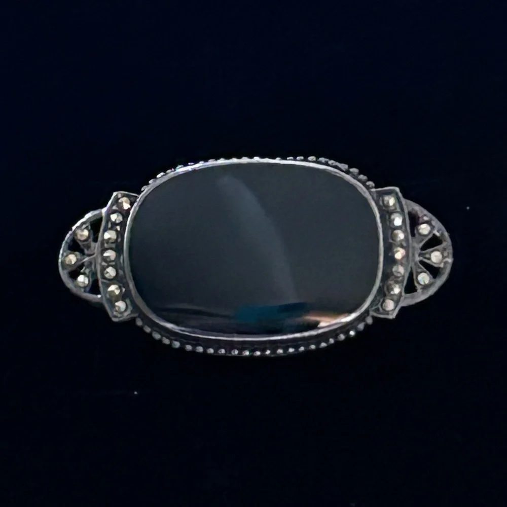 Vintage Sterling Silver Black Onyx & Marcasites Brooch - Picture 7 of 7